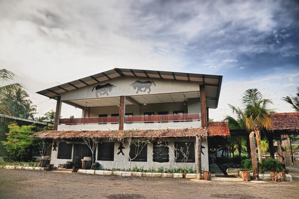 Hotel Hs Farm Waterpark Muar Exterior foto
