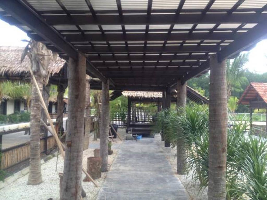 Hotel Hs Farm Waterpark Muar Exterior foto